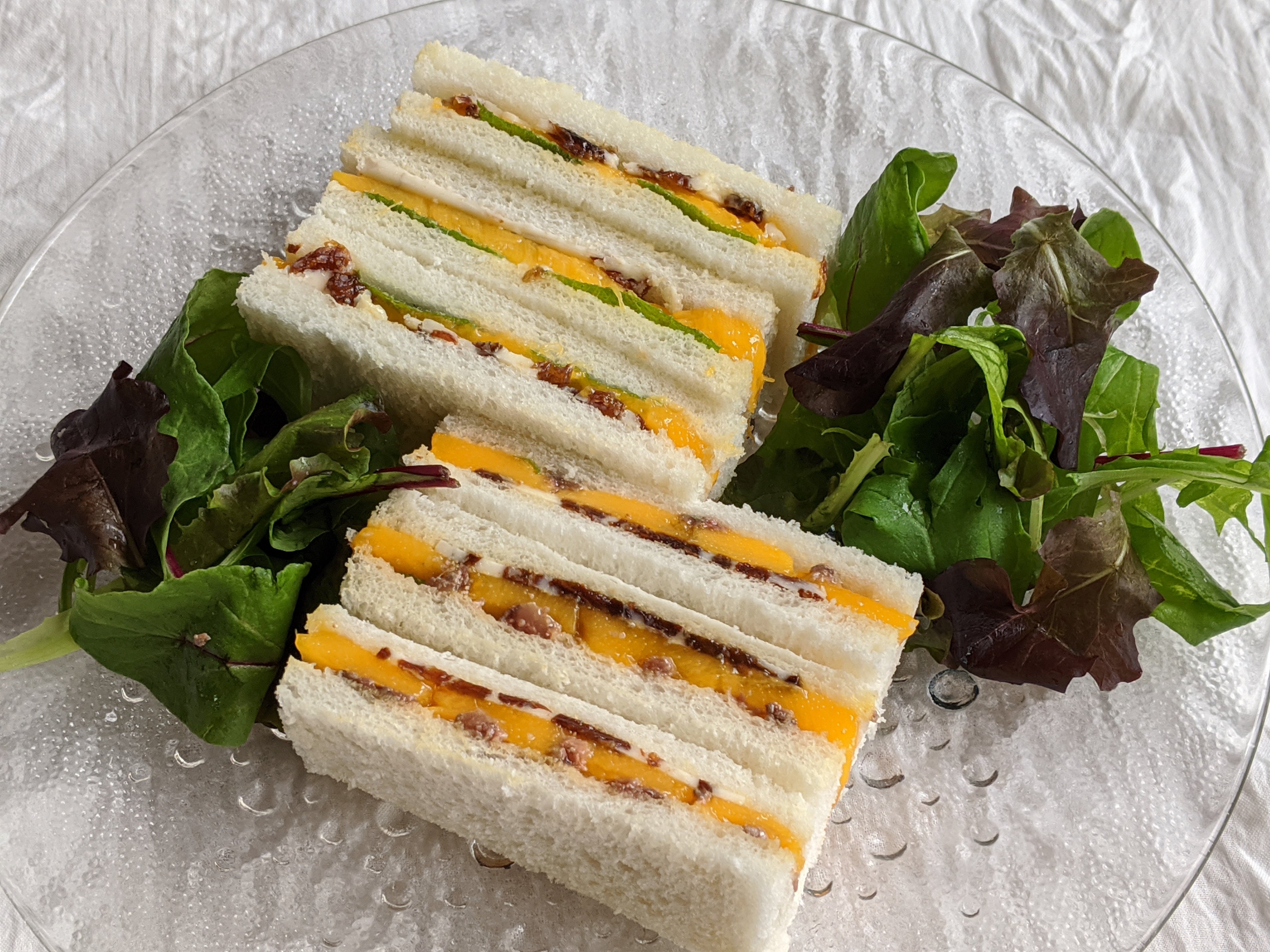 小岩井乳業株式会社｜しあわせレシピ｜小岩井 レーズンアンドバターと